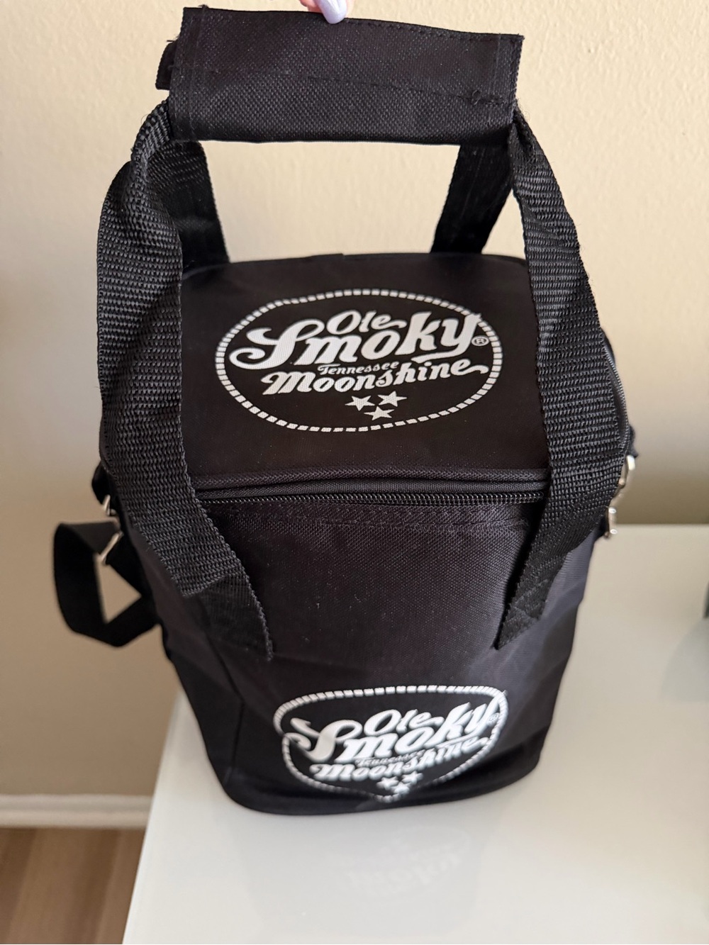 New ole Smoky Black Insulated Bottle Carrier